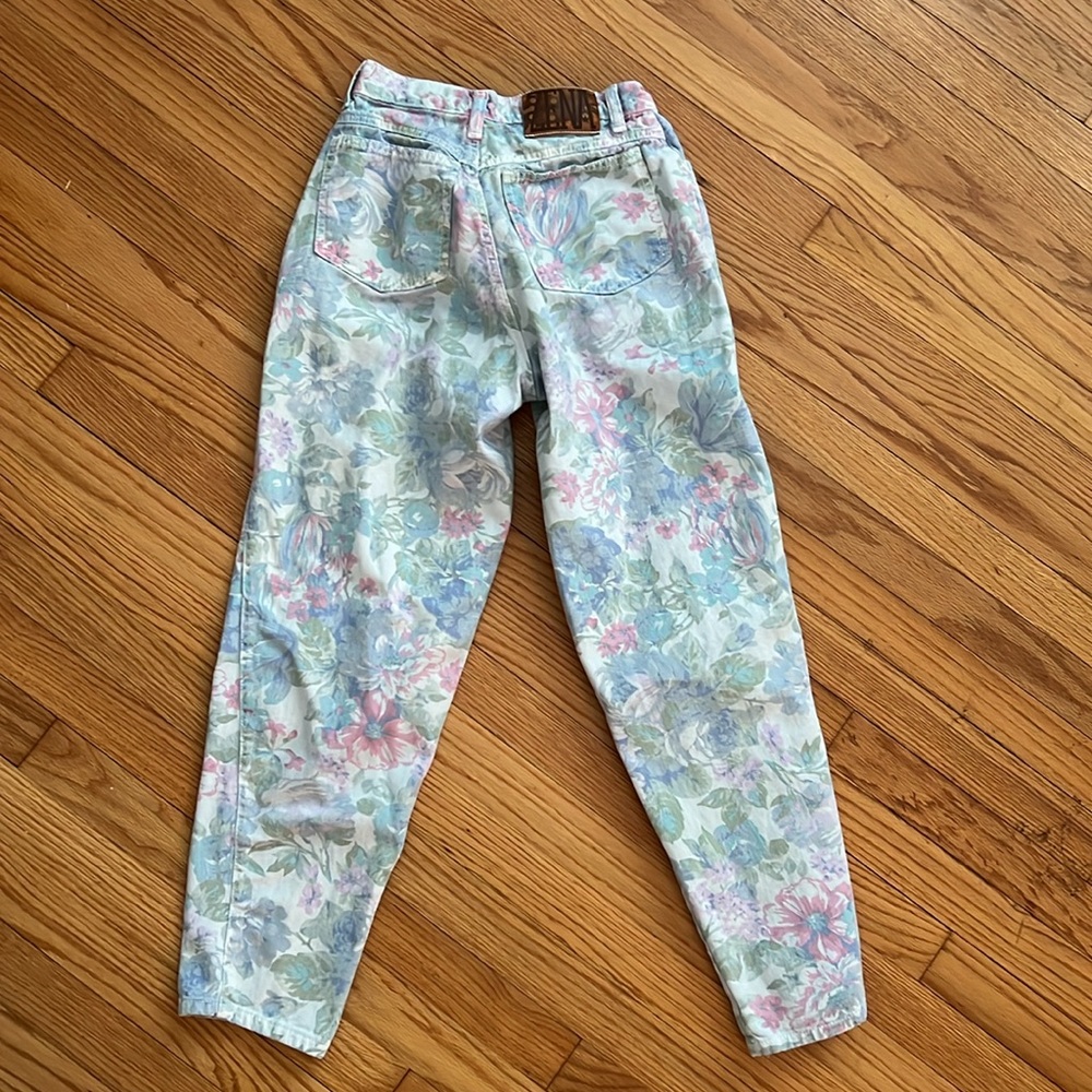 Flowered jeans - Picture 4 of 4
